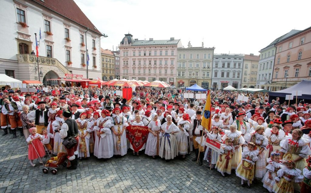 uvodni (Hanácký folklorní spolek)